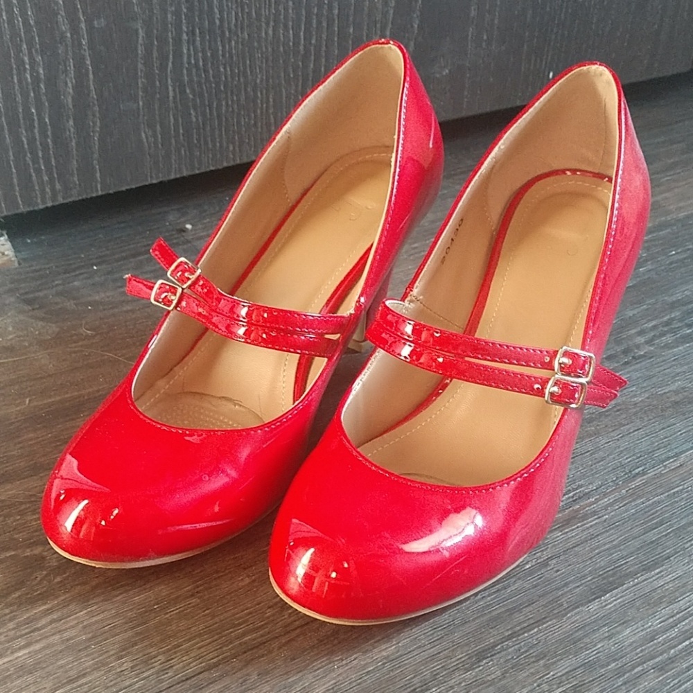 Women's Red Patent Leather Mary Jane Shoes 8 1/2